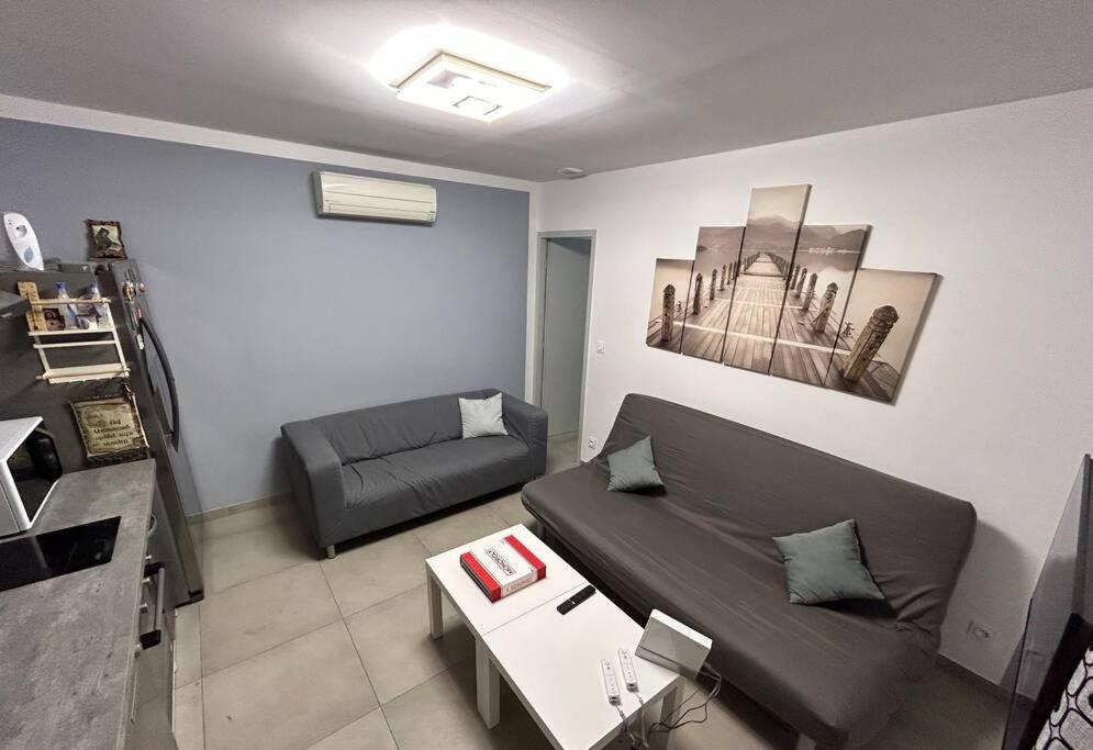 Maison Avec Piscine Marsiglia