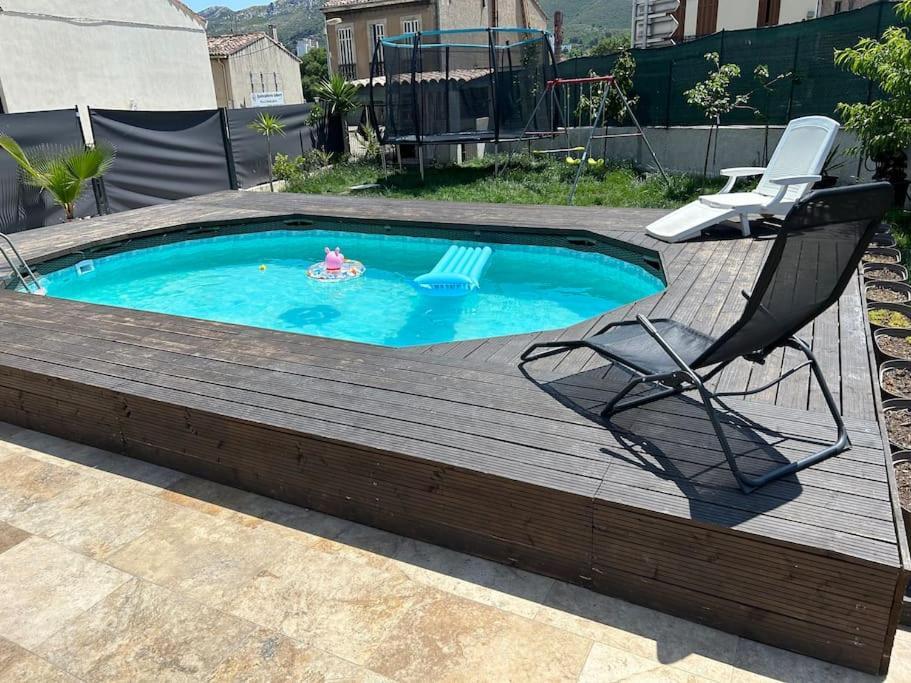 Maison Avec Piscine Hébergement de vacances *